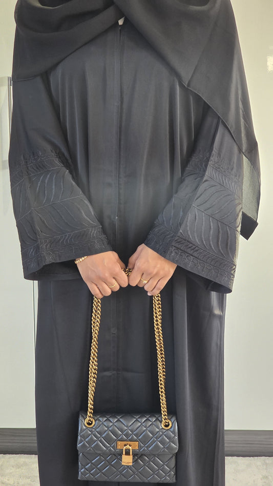 Everyday Classic In Black