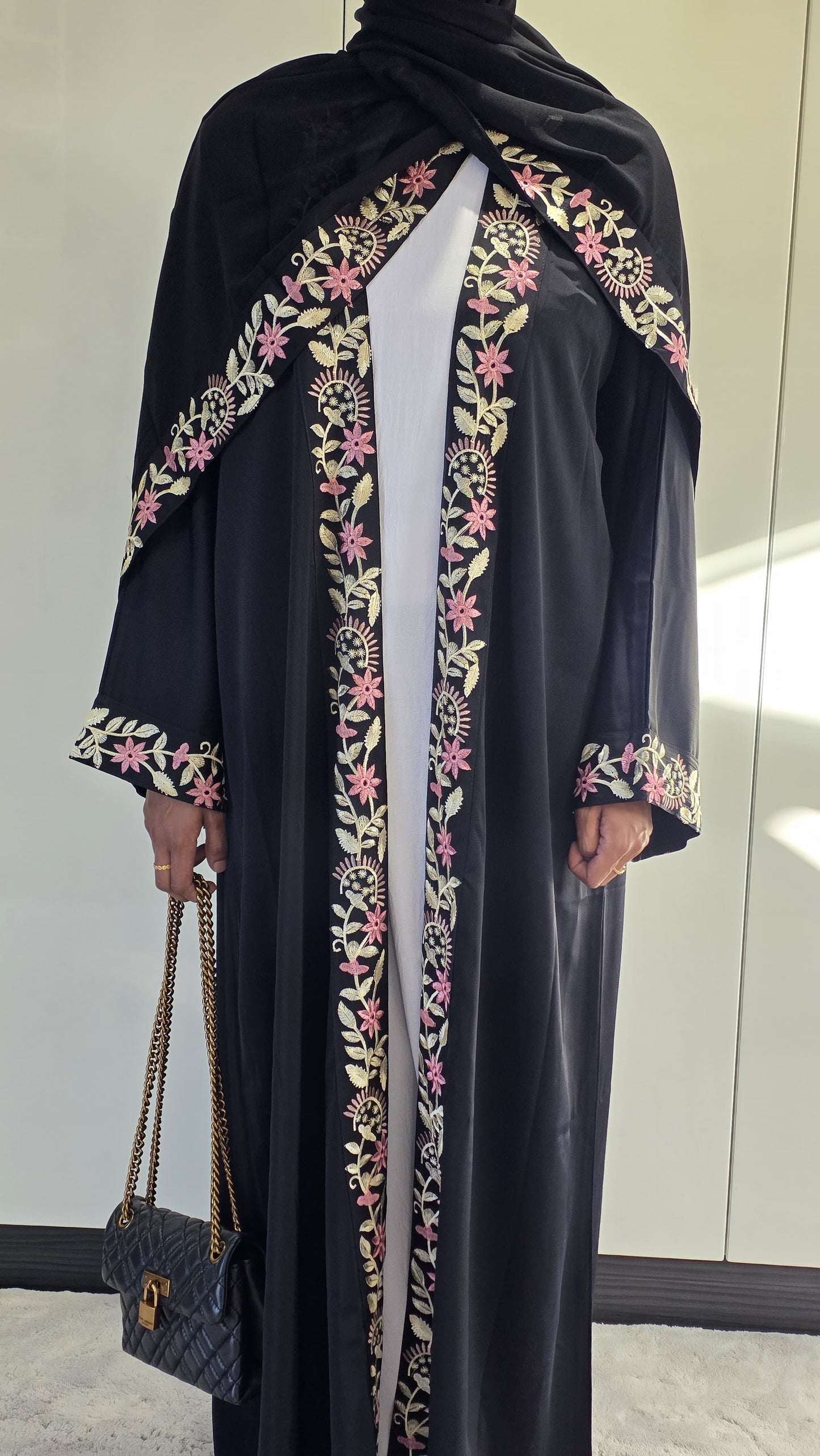 Threaded Blossom Abaya